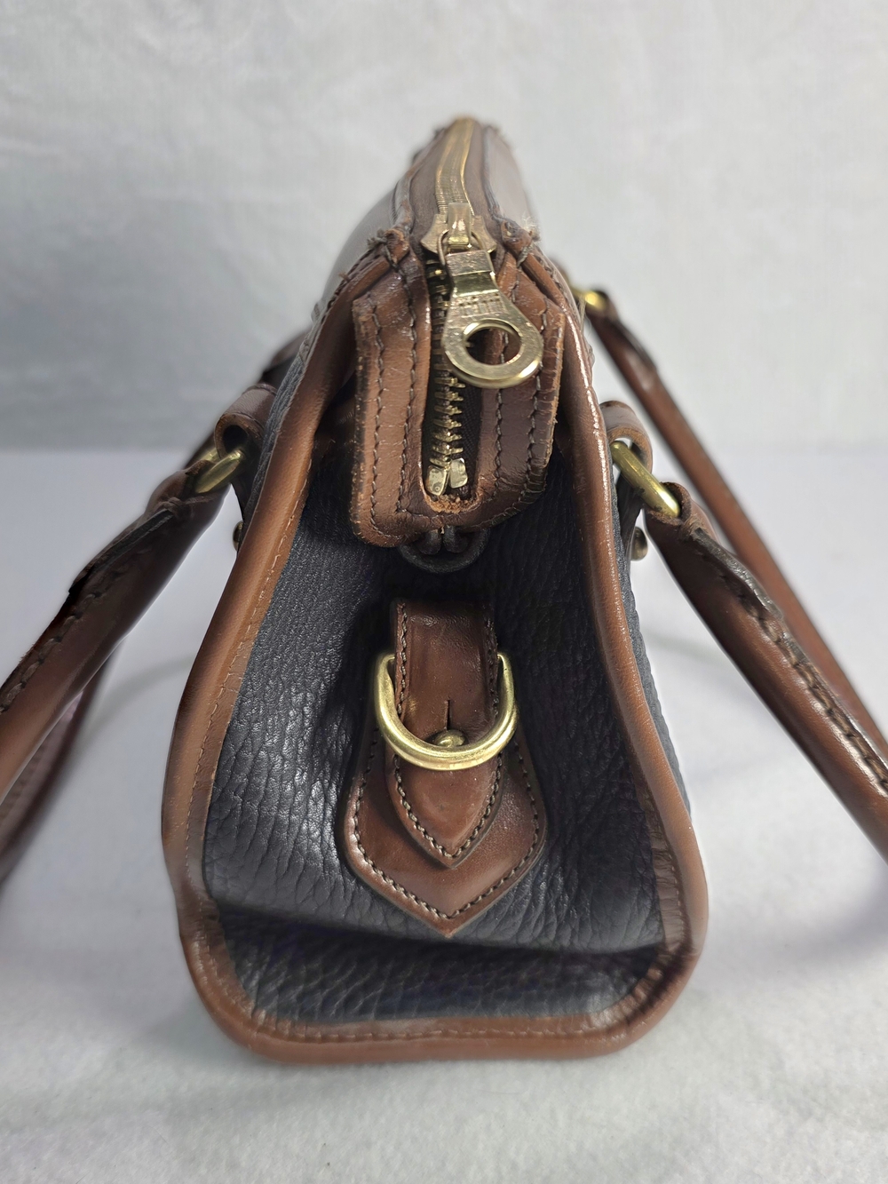 Vintage Dooney & Bourke All Weather Leather Satchel Black Pebbled Leather - Picture 4 of 12